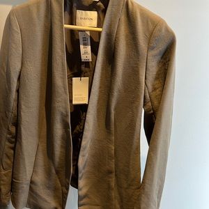 Nwt Aritzia babaton blazer size 6
